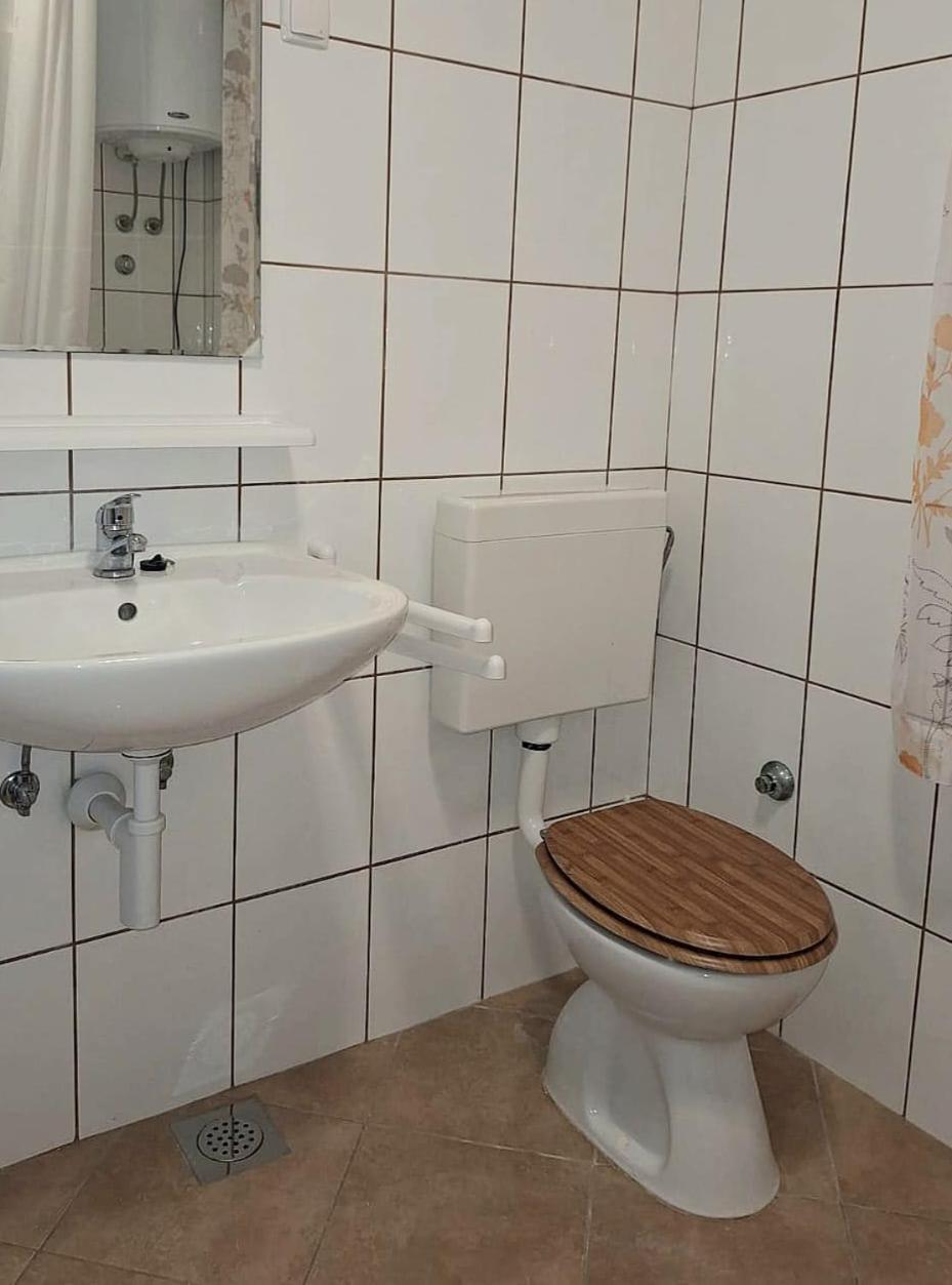 Apartman Matusan Palit55 Rab Town Exterior foto